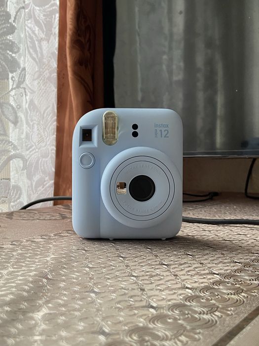 Фотокамера Instax mini 12