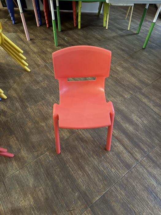 Scaune din plastic pentru copii 30 bucati