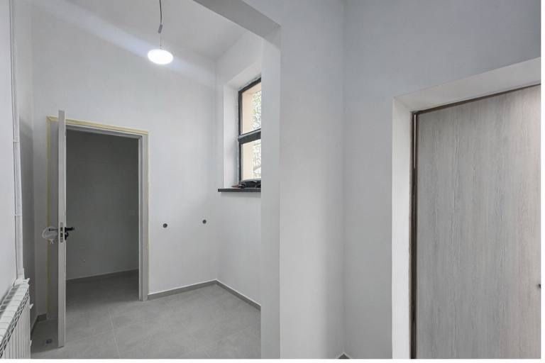 УРАГАН ОБЪЕКТ! ул.НОВОМОСКОВСКАЯ (Вдоль дороги) - 80м2 (с ремонтом)