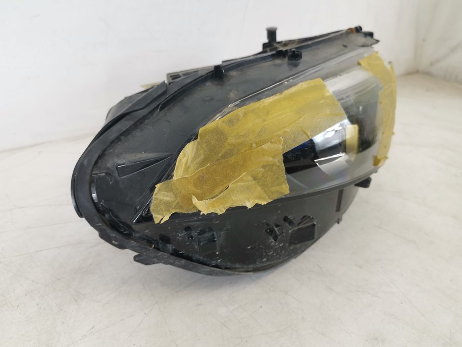 Фар Дясна Mercedes-Benz А-Клас / Mercedes-Benz A-Class W177/V177 Пълен