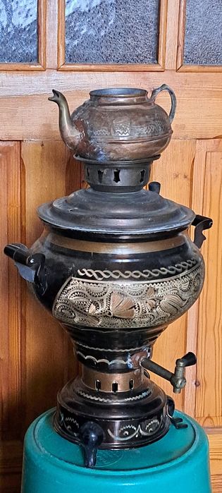 Меден електрически самовар