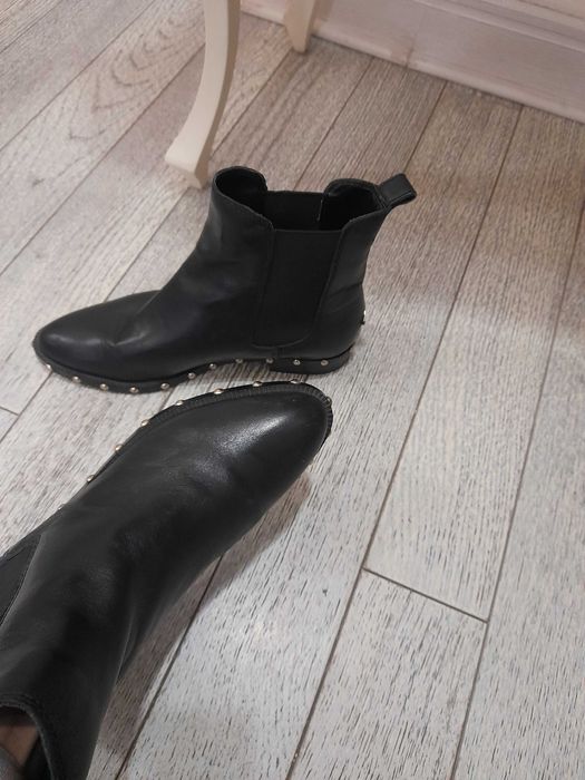 Ghetuțe guess 37