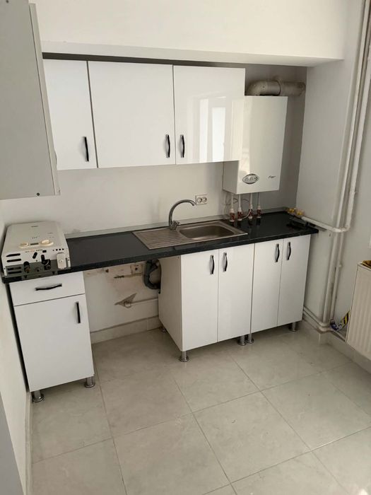 Apartament doua camere direct in centru la ceas