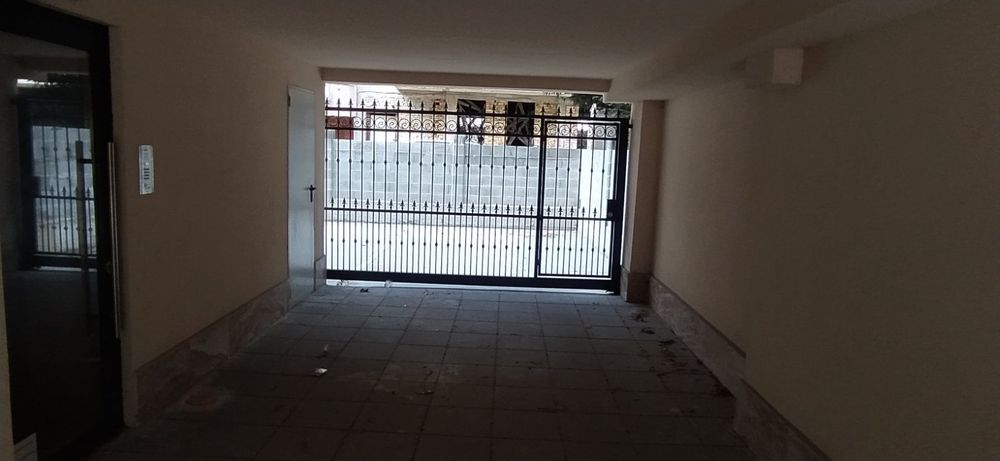 Дава се под наем Гараж / Паркомясто в Варна, Западна промишлена зона - 20 кв.м за 89.76 € - Снимка #1