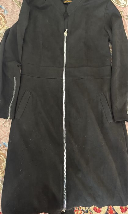 Продам платья и брючный костюм