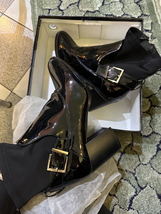 Чисто нови черни боти 39 номер