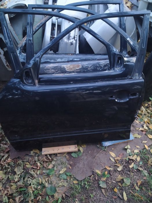 Двери Мерседес 210