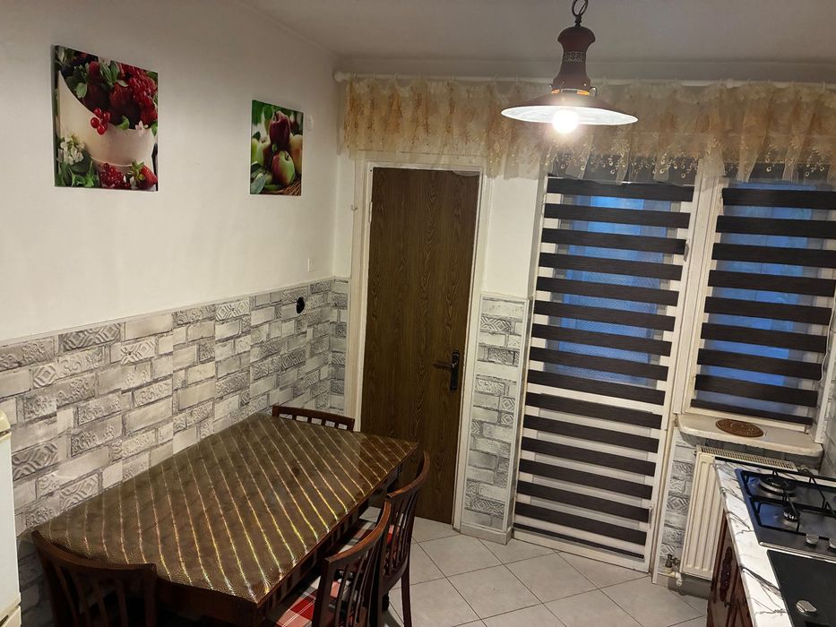 Apartament de închiriat