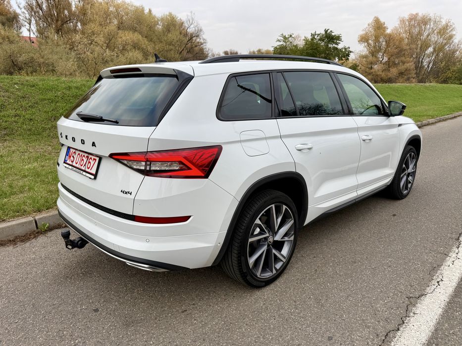 Skoda Kodiaq SportLine  generatia Noua 2.0 Tdi cu 200 cp 4x4 si DSG -masina Full - super intretinuta cu istoric complet service