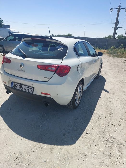 ALFA ROMEO Giulietta 2012 — imagine 3