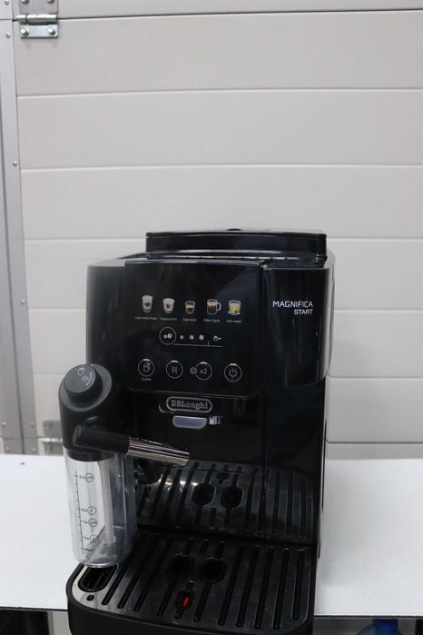 Кафеавтомат Delonghi Magnifica Start ECAM220.91.B LatteCrema