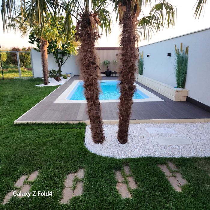 Preluam casa de la rosu si o predam la cheie .