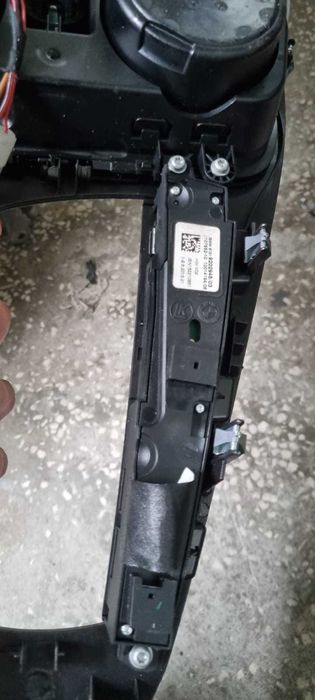 Panou unitate butoane suspensie europa BMW F01 F02 F10 F11 cod 9202948