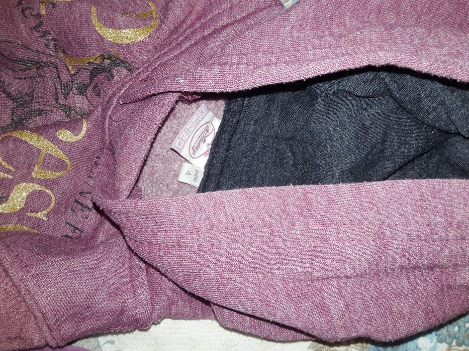 Hanorace copii,  mărimi de la 3/4ani până la 5, 20lei bucata fix ms .