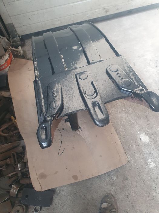 Кофа за комбиниран багер 40см. От Камацу малко употребявана.