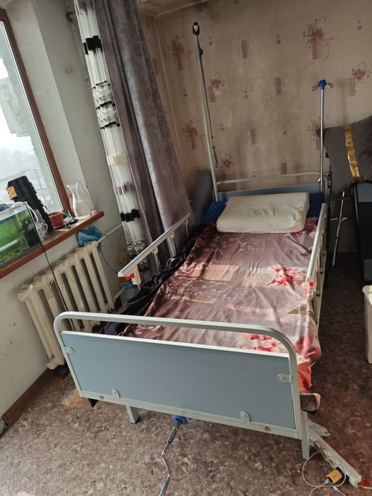 Медициская кровать