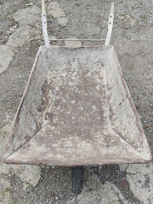 Продавам ръчна количка