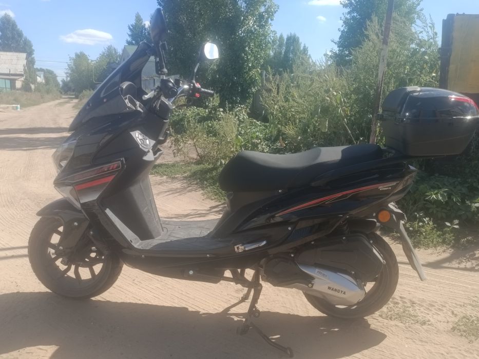 Продам скутер макси