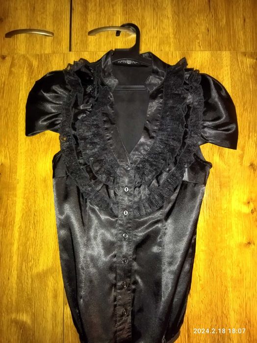 Чисто нова дантелена блуза и риза боди Junona Юнона размер с, м