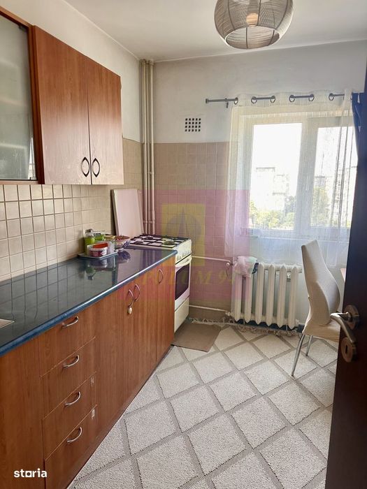 2 camere de vanzare Sebastian - Novaci — fotografia 3