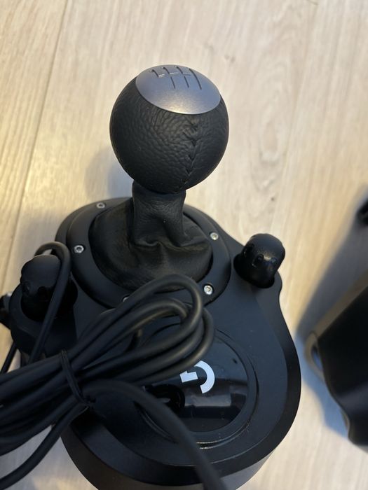 LOGITECH G923 SE TRUEFORCE volan pedala  PC Xbox PS4/PS5 negru + joc