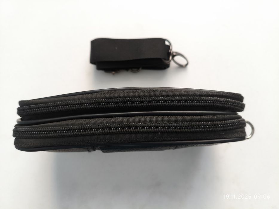 Барсетка кожаная