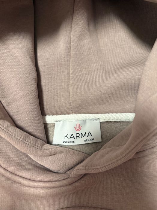 Karma комплект чисто нов