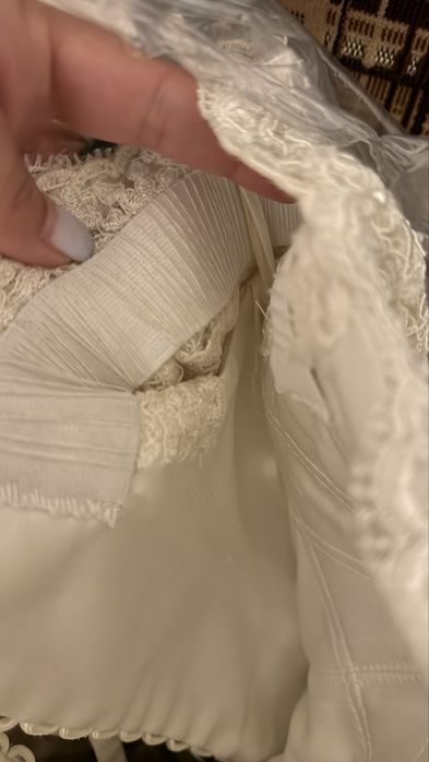 Rochie mireasa purtata o singura data