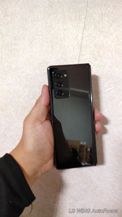 Samsung galaxy fold 2
