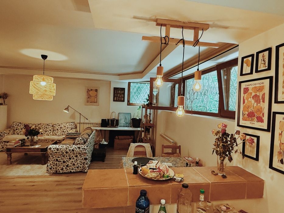 Apartament 2 camere vanzare demisol inalt zona Floreasca parc Verdi mobilat, utilat locuinta zona verde si linistita