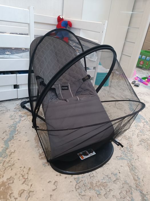 Продам шезлонг для новорожденных