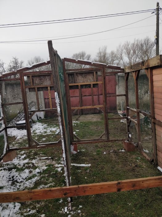 Vind voliera porumbei,gaini