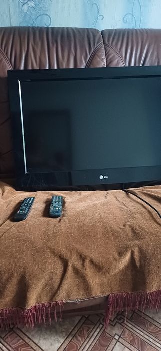 Продам телевизор LG