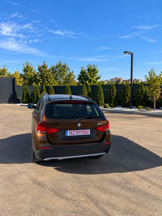 BMW X1 2011 — imagine 3