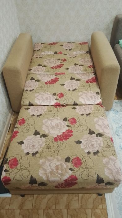 Широкое кресло,трансформер,( лежак)