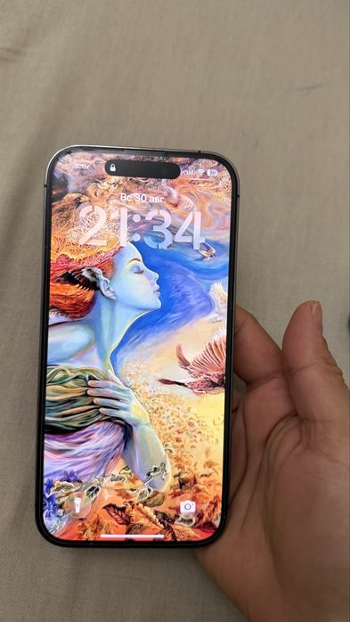 Iphone 14Pro purple