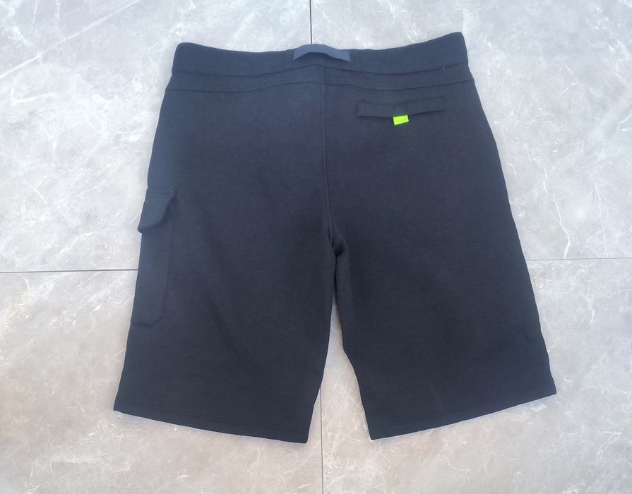 Halley Hansen къси панталони 2XL