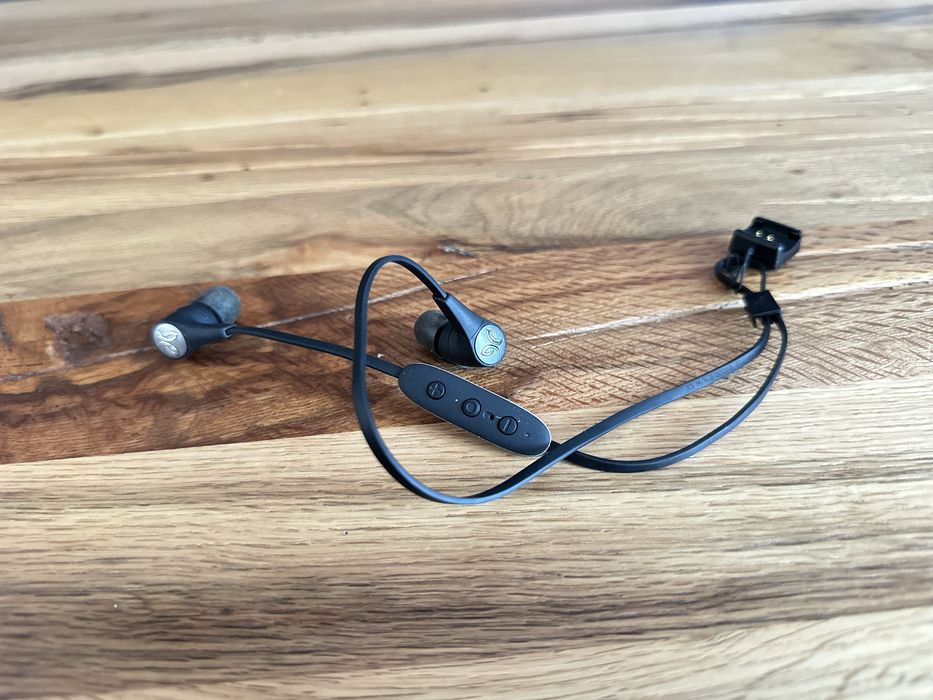 Căști bluetooth JayBird X3, bureti memorie, impecabile