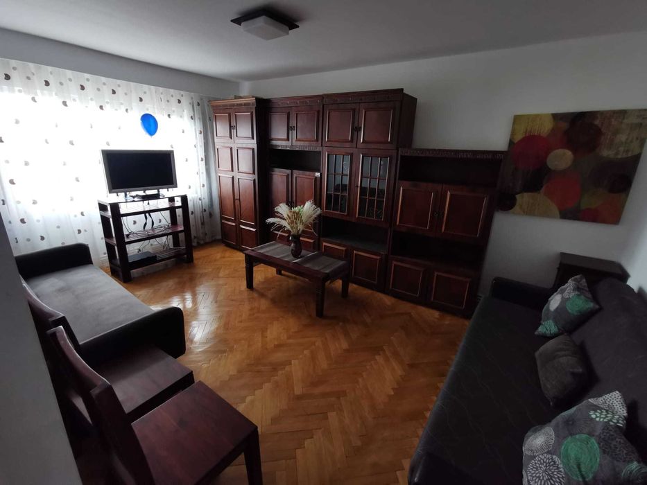 Vand apartament 3 camere + garaj propriu ZORILOR