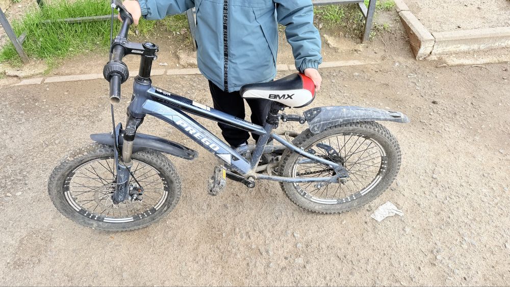 Продам детский велосипед для ребёнка 6–7 лет.