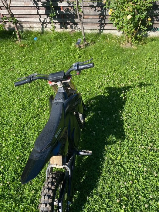Motocicleta de copii electrică