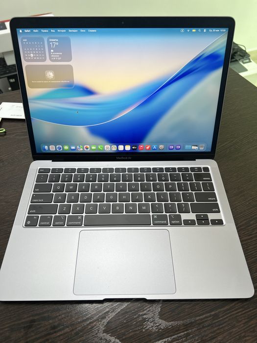 MacBook Air 13 M1.