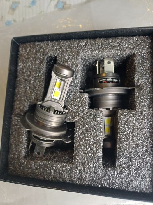 Комплект 2 бр. LED крушки за фарове A5 - H4 / 9003 / HB2 (Къси и дълги)