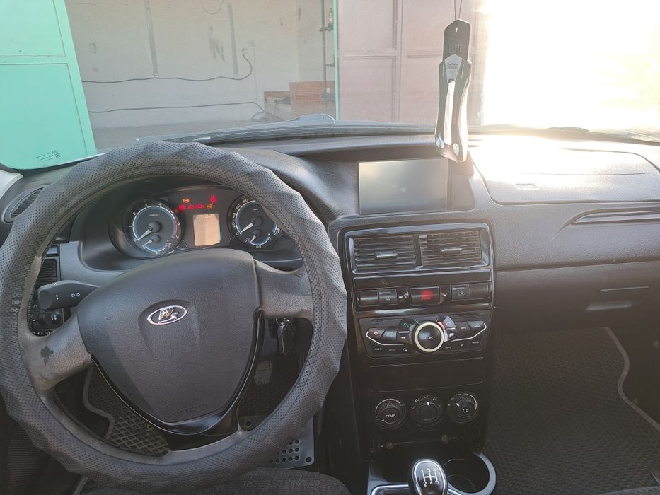 Lada Priora полный люкс