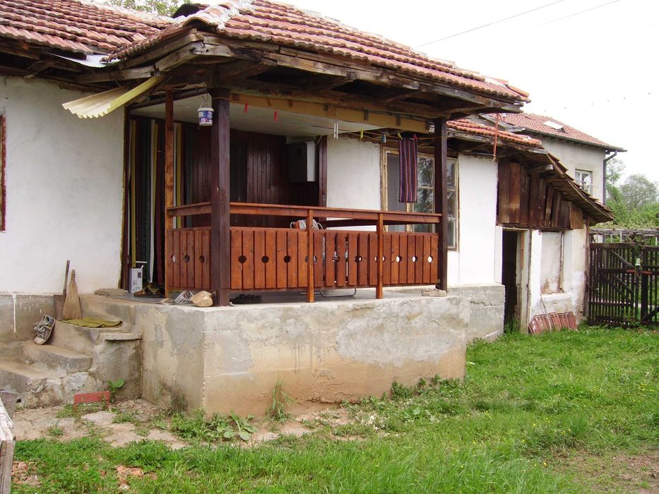 Продава се Къща в София, Сухата река - 40 кв.м за 829 €/кв.м - Снимка #1