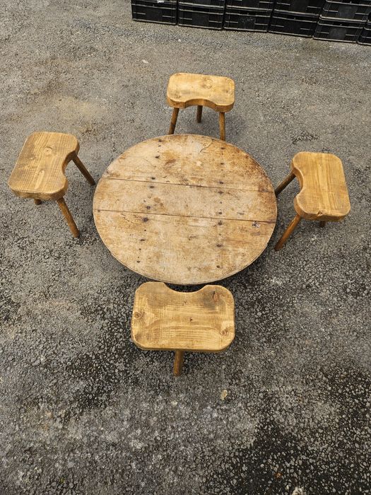 Маса софра синия паралия трикраки столчета