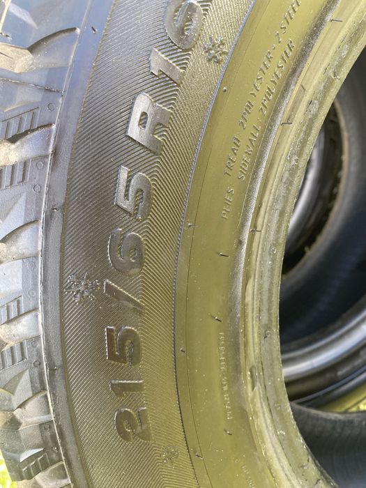 Шины шипованные новые