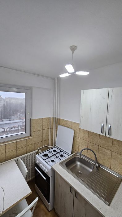 Garsoniera moderna, prima inchiriere, 8 min metrou