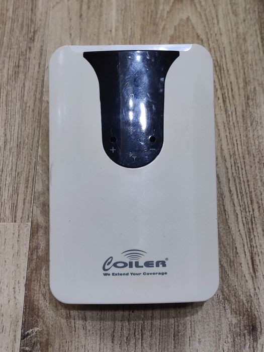 Repetor GSM Coiler AT-2200 cu alimentator fara antena