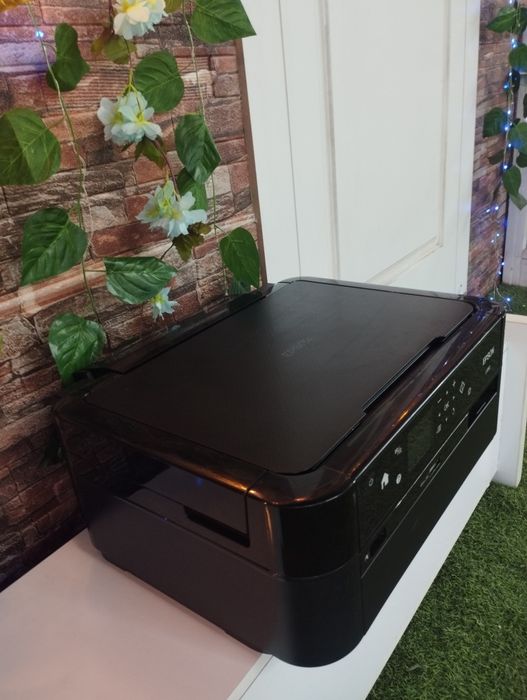 Epson L850 xolati yaxshi yangi
